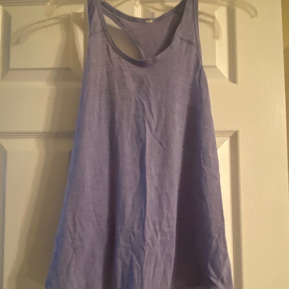 Lululemon tank